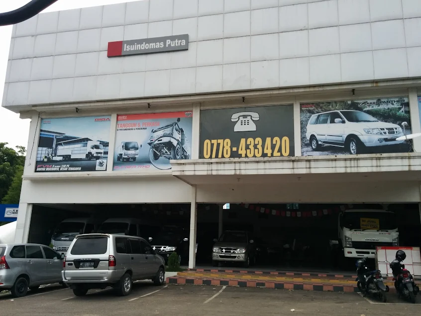 Dealer Isuzu Batam